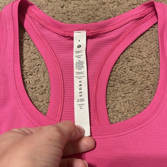 NWT Lululemon swiftly tech racerback tank top 2.0 Race SONIC PINK Sz 8 - Picture 6 of 7
